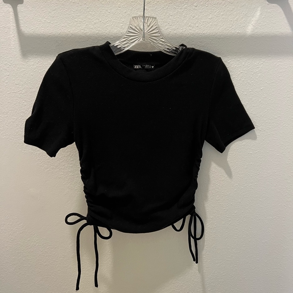 Cropped fitted shirt